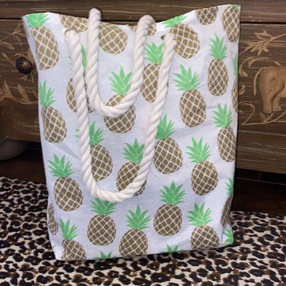 28 Piece Spa Set with free beach Bag - Picture 9 of 9